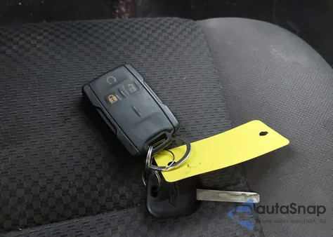 2015 Chevrolet Silverado 1500 2Lt z USA, uszkodzony, nr VIN 1GCVKREC3FZ282937